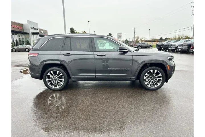 $37550 : Jeep Grand Cherokee 2022 4x4 image 2