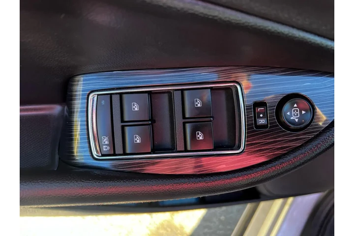 $17900 : Chevrolet Impala 2019 LT 4dr image 10