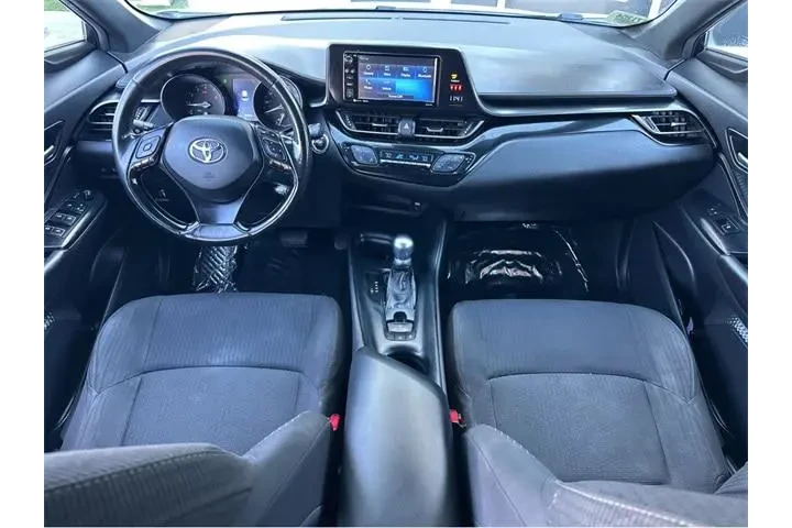 $12000 : Toyota C-HR 2018 XLE 4dr Cro image 8