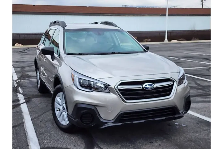 $18300 : 2019 Outback 2.5i image 3