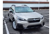 $18300 : 2019 Outback 2.5i thumbnail