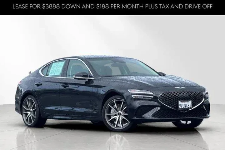 $38998 : Genesis G70 2026 2.5T Standa image 3