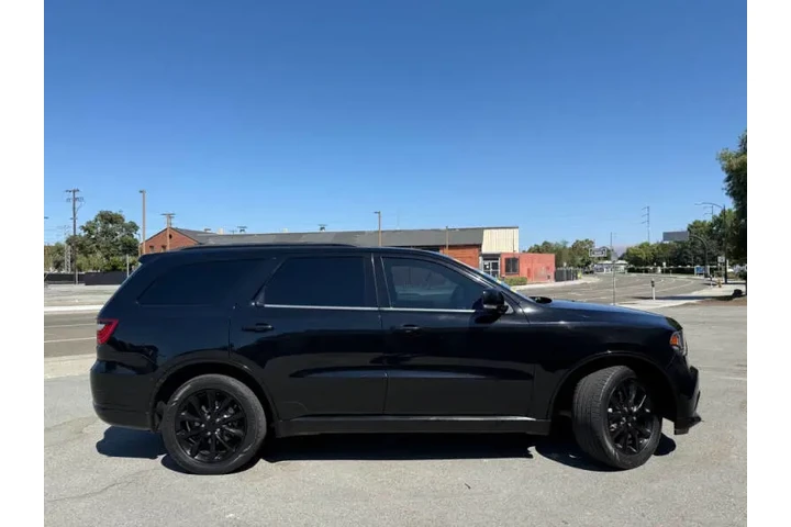 2017 Durango GT image 4
