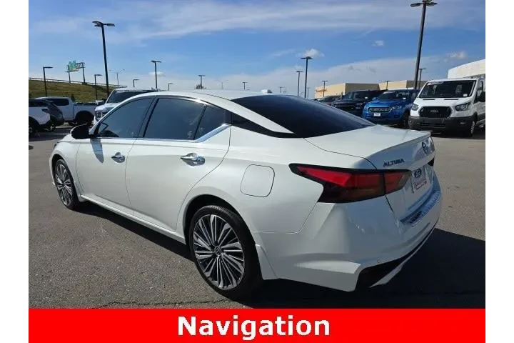 $26000 : Nissan Altima 2023 AWD 2.5 S image 3