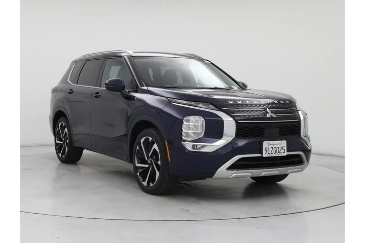 $27998 : Mitsubishi Outlander 2024 SE image 1