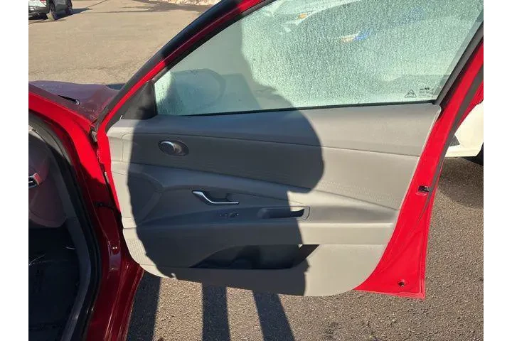 $19495 : Hyundai ELANTRA 2023 SEL 4dr image 8