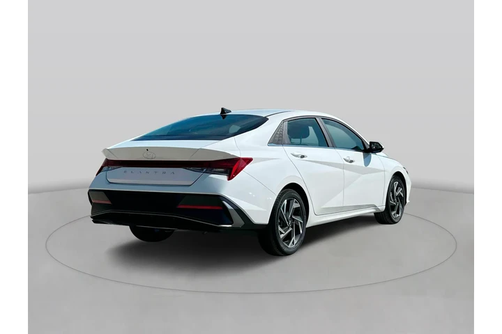 $18420 : Hyundai ELANTRA 2024 SEL 4dr image 7