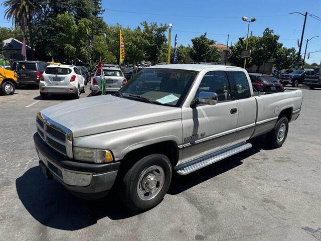 $8995 : 1996 Ram 2500 Laramie SLT image 3