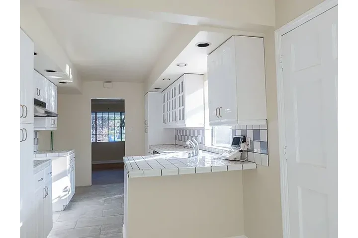 $1500 : ¡Situada en un barrio tranquil image 3