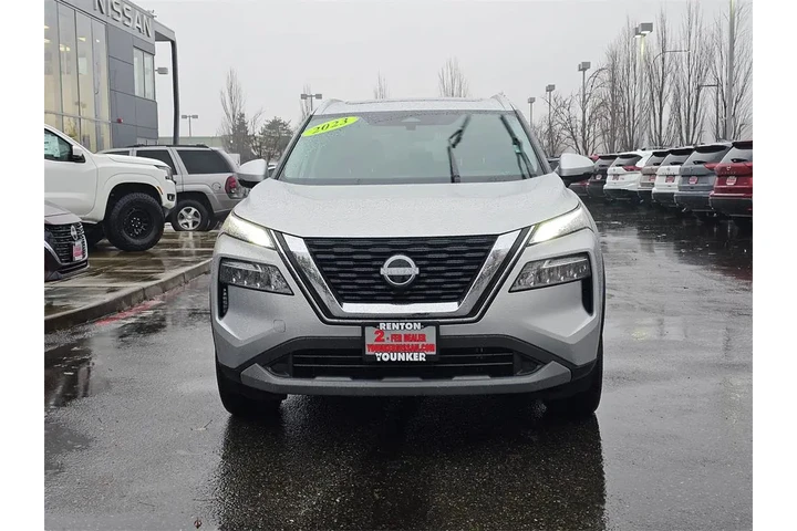 $23994 : Nissan Rogue 2023 AWD SV 4dr image 2