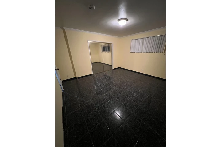 $1200 : LOS ÁNGELES image 5