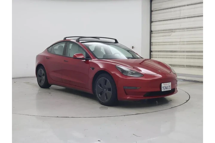 $25998 : Tesla Model 3 2023 4dr Sedan image 1