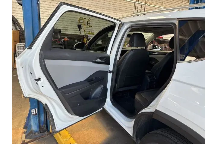 $17134 : Volkswagen Taos 2022 SE 4dr image 10