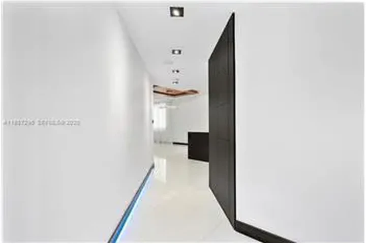 $4500 : Rental property with 2 bedro image 1