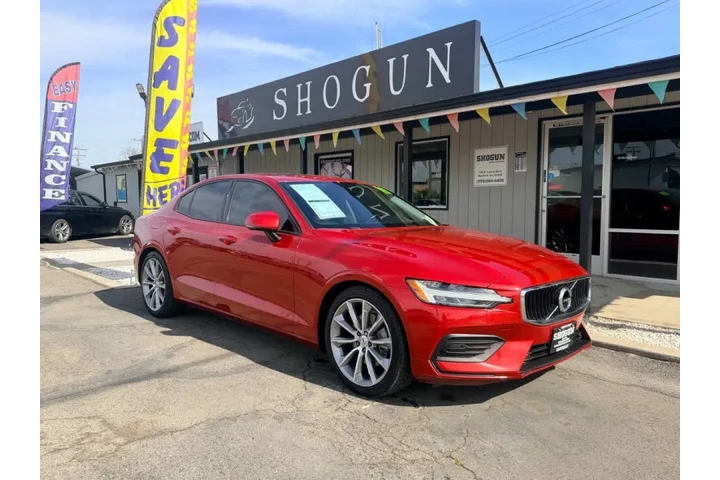 $18995 : 2019 S60 T5 Momentum image 1