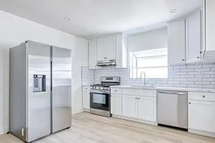 $1400 : Beautiful 1 bedroom Apt in LA image 5