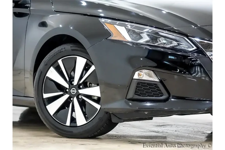 $20495 : Nissan Altima 2022 2.5 SV 4d image 3