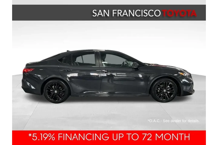 $31990 : Gold Certified 2026 Camry SE image 6