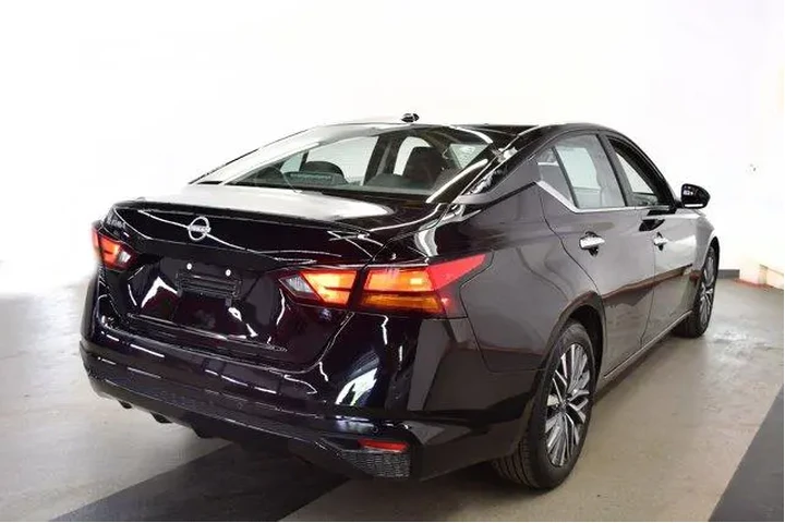 $20494 : Nissan Altima 2025 2.5 SV 4d image 7