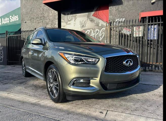 $9900 : Se vende Infiniti QX60 image 10