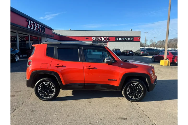 $7980 : 2015 Renegade 4WD 4dr Trailha image 1