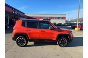 2015 Renegade 4WD 4dr Trailha