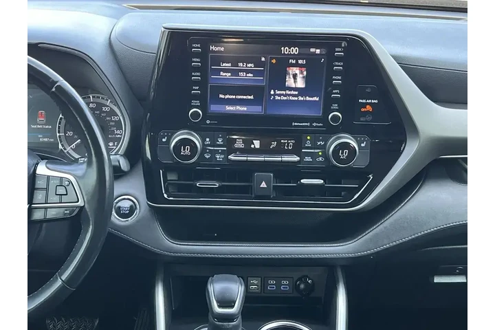 $30987 : Toyota Highlander 2022 AWD X image 4