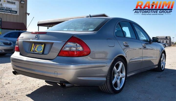 $7997 : 2009 Mercedes-Benz E-Class E image 6