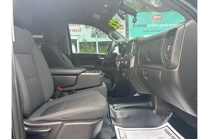 $30999 : 2022 Silverado 1500 Limited C image 9