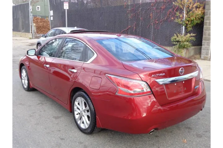 $7450 : 2014 Altima 2.5 SL image 5