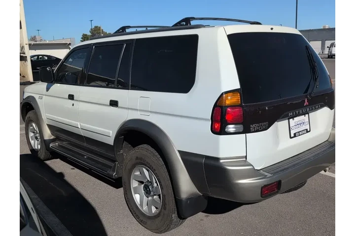 $9995 : Mitsubishi Montero Sport 200 image 2