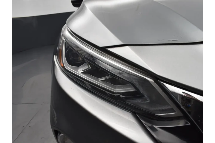 $11818 : Nissan Altima 2020 2.5 SR 4d image 6