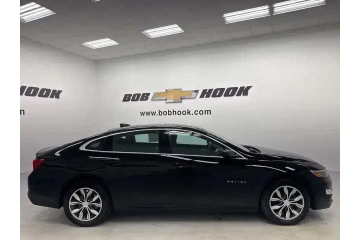 $17750 : Chevrolet Malibu 2023 LT 4dr image 4