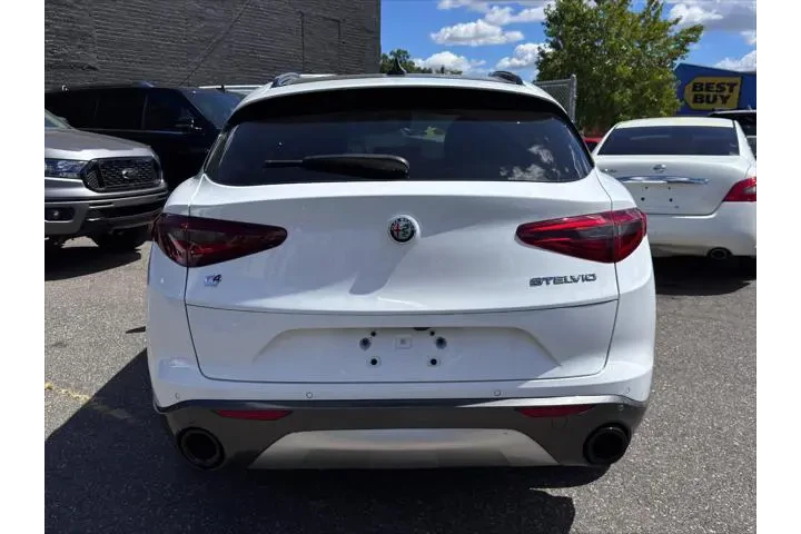 $22095 : Alfa Romeo Stelvio 2022 AWD image 4