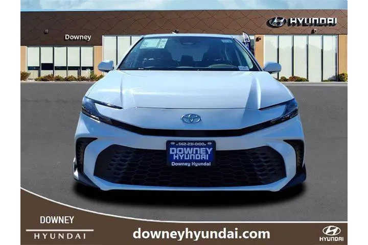 $29980 : Toyota Camry 2025 SE 4dr Sed image 2
