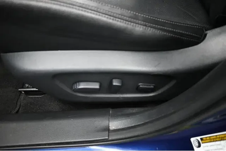 $17541 : Nissan Rogue 2020 S 4dr Cros image 8