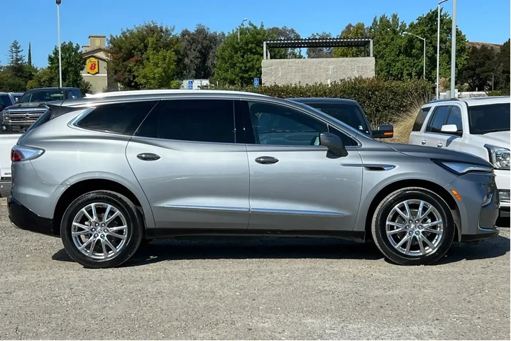 $30000 : Buick Enclave 2023 4x4 Premi image 3