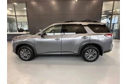 $31195 : Nissan Pathfinder 2024 AWD S thumbnail
