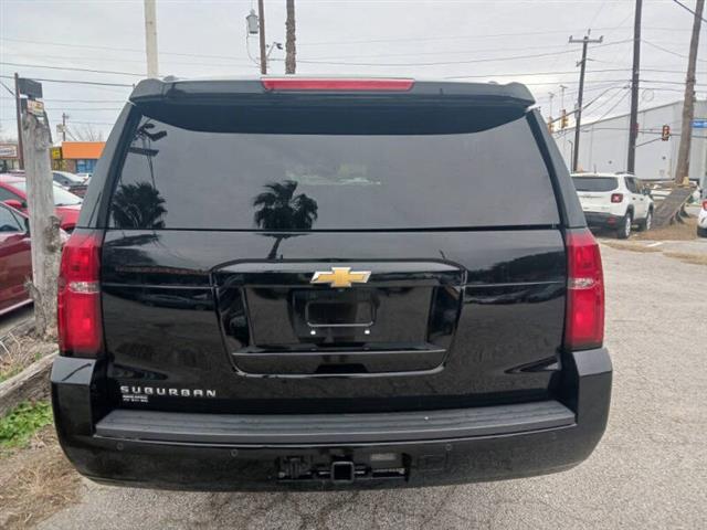 $24900 : 2019 Suburban LT image 2