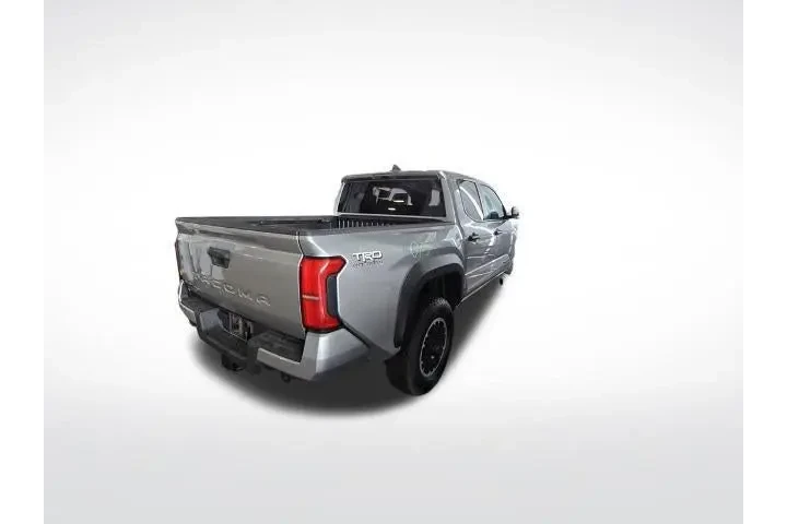 $38600 : Toyota Tacoma 2024 4x4 SR5 4 image 6