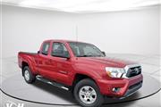 Pre-Owned 2015 Tacoma Base SR5 en Milwaukee