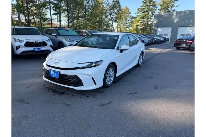 $30499 : 2025 Camry image 2