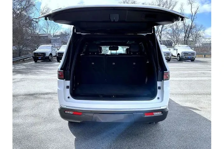 $36995 : Jeep Wagoneer 2022 4x4 Serie image 9