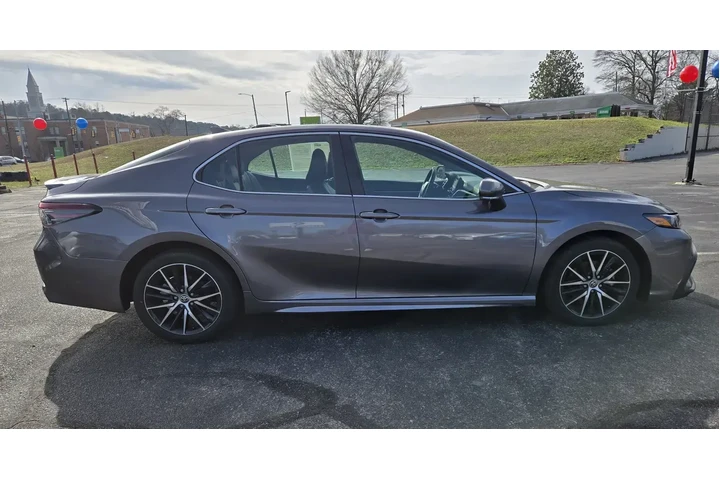 $26500 : Toyota Camry 2023 SE 4dr Sed image 3