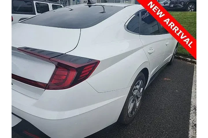 $19998 : Hyundai SONATA 2022 SEL 4dr image 2