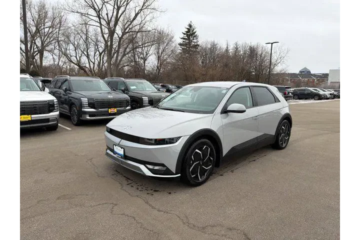 $24000 : Hyundai IONIQ 5 2023 SEL 4dr image 4