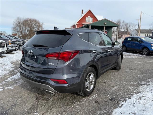 $11990 : 2017 SANTA FE Sport image 3