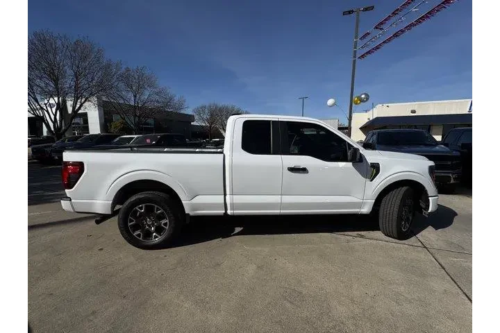 $36987 : Ford F-150 2024 4x2 STX 4dr image 5