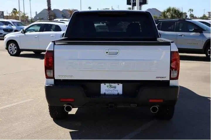 $34545 : Honda Ridgeline 2025 AWD Spo image 7