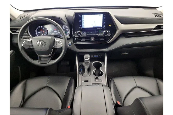 $32998 : Toyota Highlander 2022 XLE 4 image 9